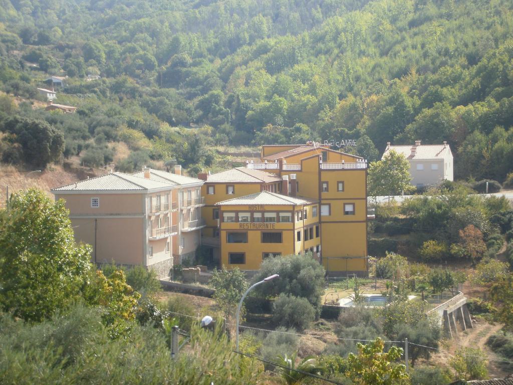 Hostal Restaurante Solaire Castañar de Ibor Exterior foto